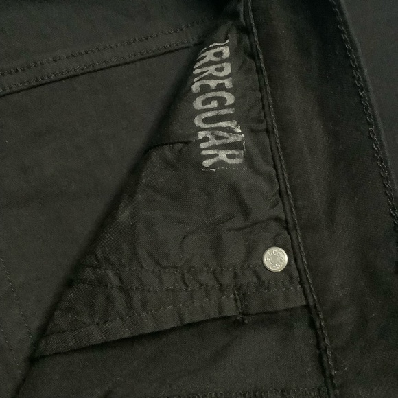 Levi's 724 High-Rise Slim Straight Black Jeans Size 32X32 NWT - Picture 8 of 9